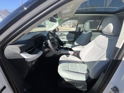 2026 Ford Explorer Platinum™