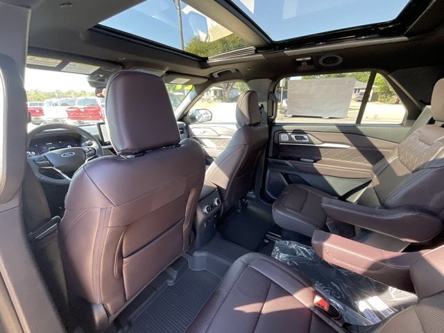 2027 Ford Explorer Platinum™