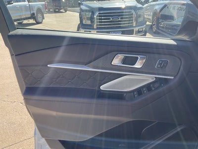 2027 Ford Explorer Platinum™