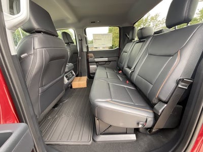 2027 Ford Super Duty F-350® Lariat®