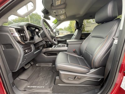 2027 Ford Super Duty F-350® Lariat®