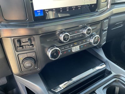 2027 Ford Super Duty F-350® Lariat®