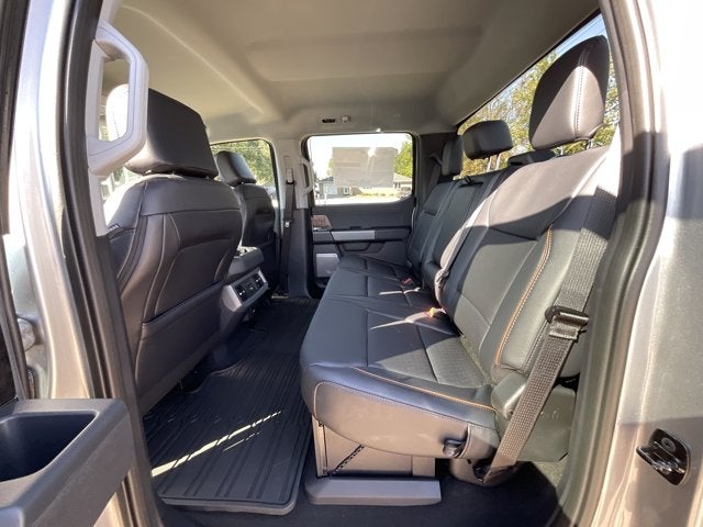 2027 Ford Super Duty F-350® Lariat®