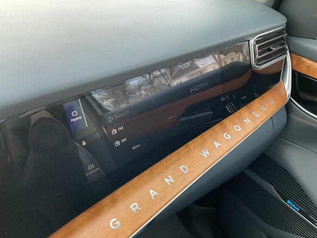 2024 Jeep Grand Wagoneer Series III