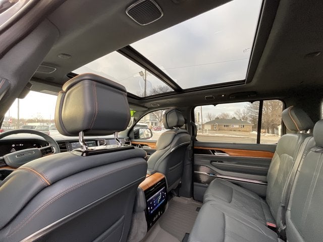 2024 Jeep Grand Wagoneer Series III