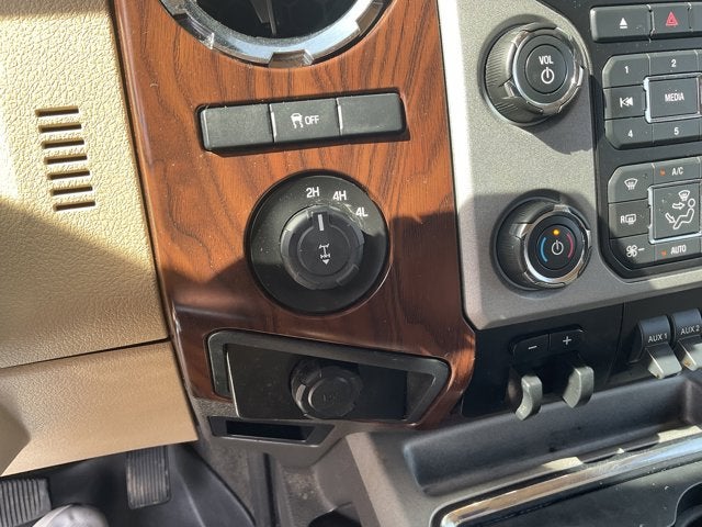 2014 Ford Super Duty F-250 SRW Lariat