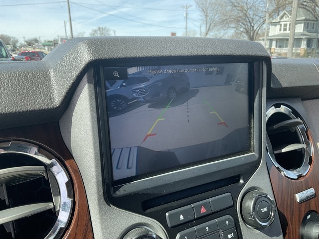 2014 Ford Super Duty F-250 SRW Lariat