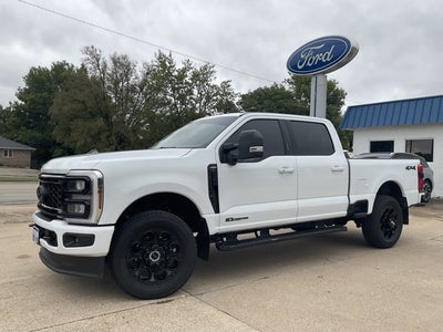 2026 Ford Super Duty F-350 SRW Lariat