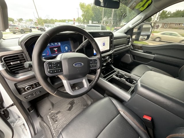 2026 Ford Super Duty F-350 SRW Lariat