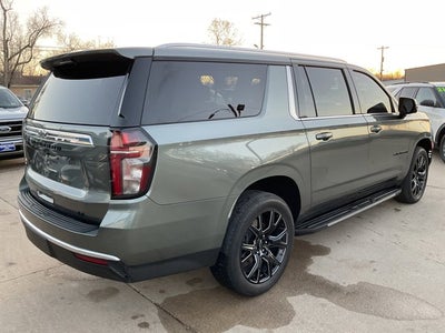 2023 Chevrolet Suburban LT