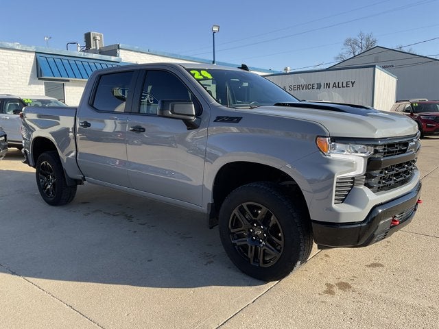 Used 2024 Chevrolet Silverado 1500 LT Trail Boss with VIN 3GCUDFEL9RG196105 for sale in Kansas City