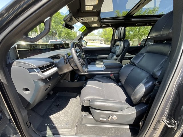 2025 Lincoln Navigator L Reserve
