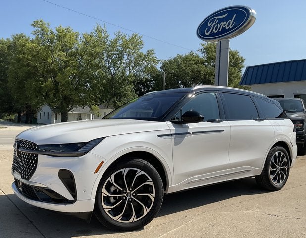 2024 Lincoln Nautilus Reserve